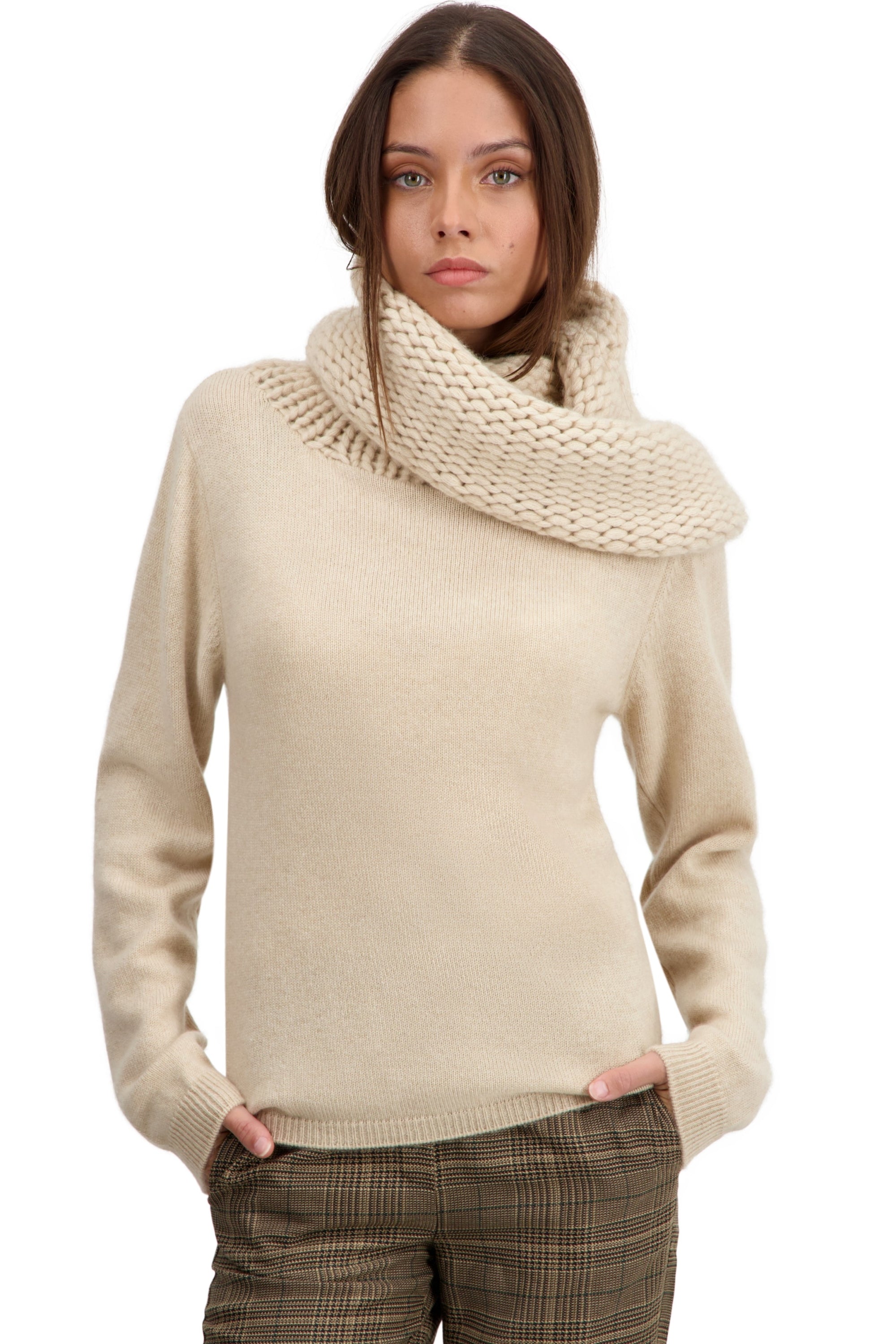 Tisha in cashmere donna - natural beige - Mahogany