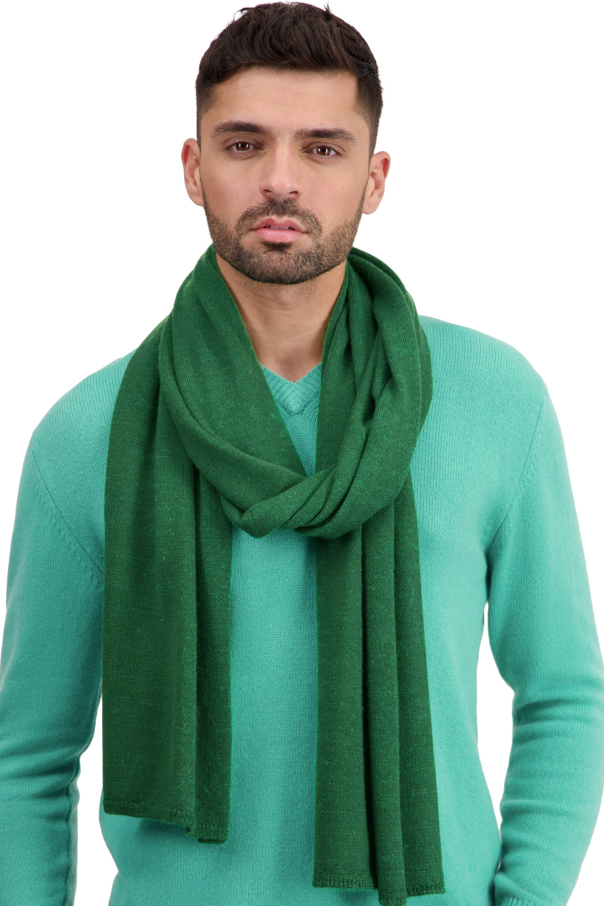 Tyson in baby alpaca unisex - green leaf - Mahogany