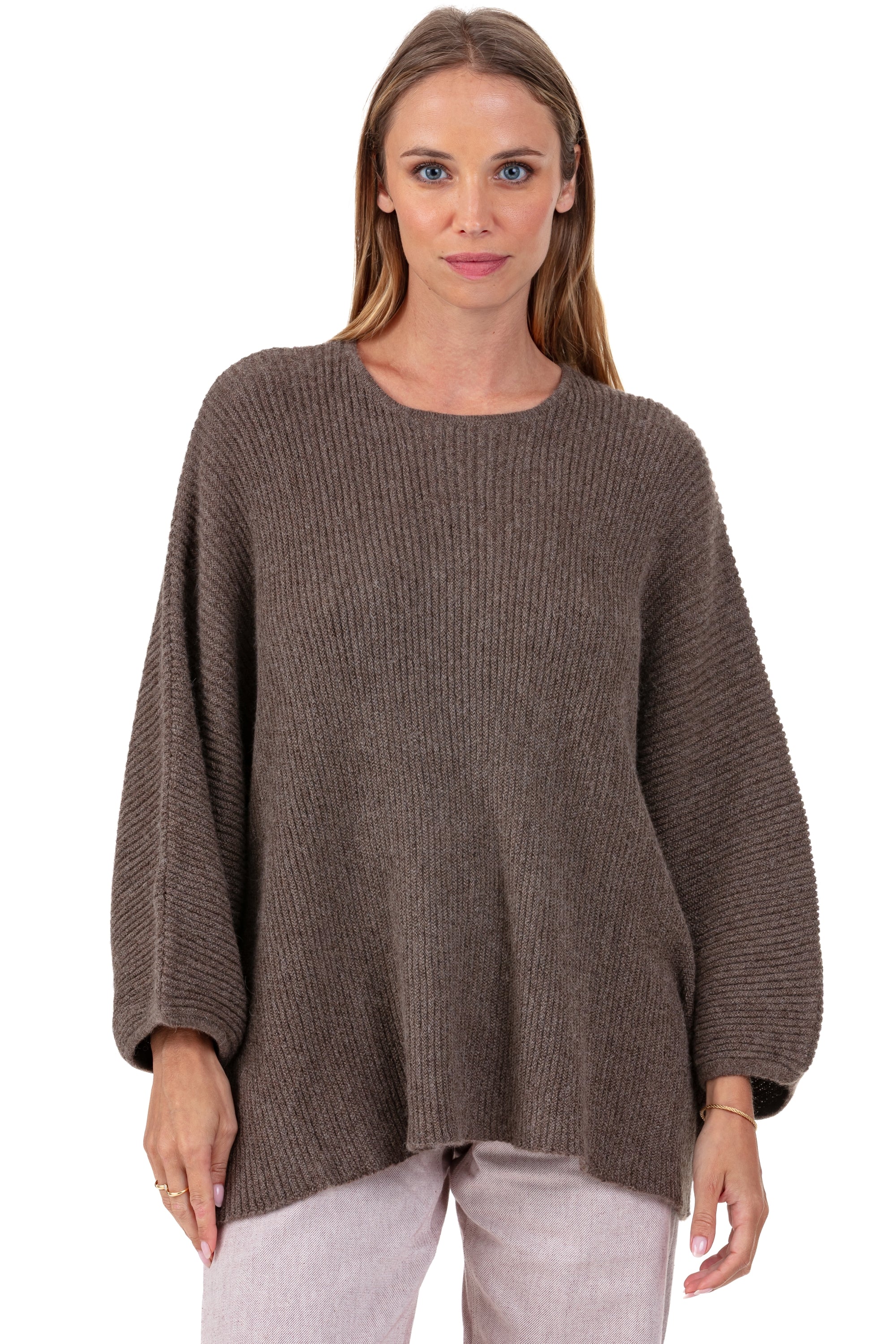 Maglione in baby alpaca, 100% Baby Alpaca, donna, collo tondo, taglio oversize, maniche tre quarti, normale / 2 e 4 fili, a coste, Mahogany