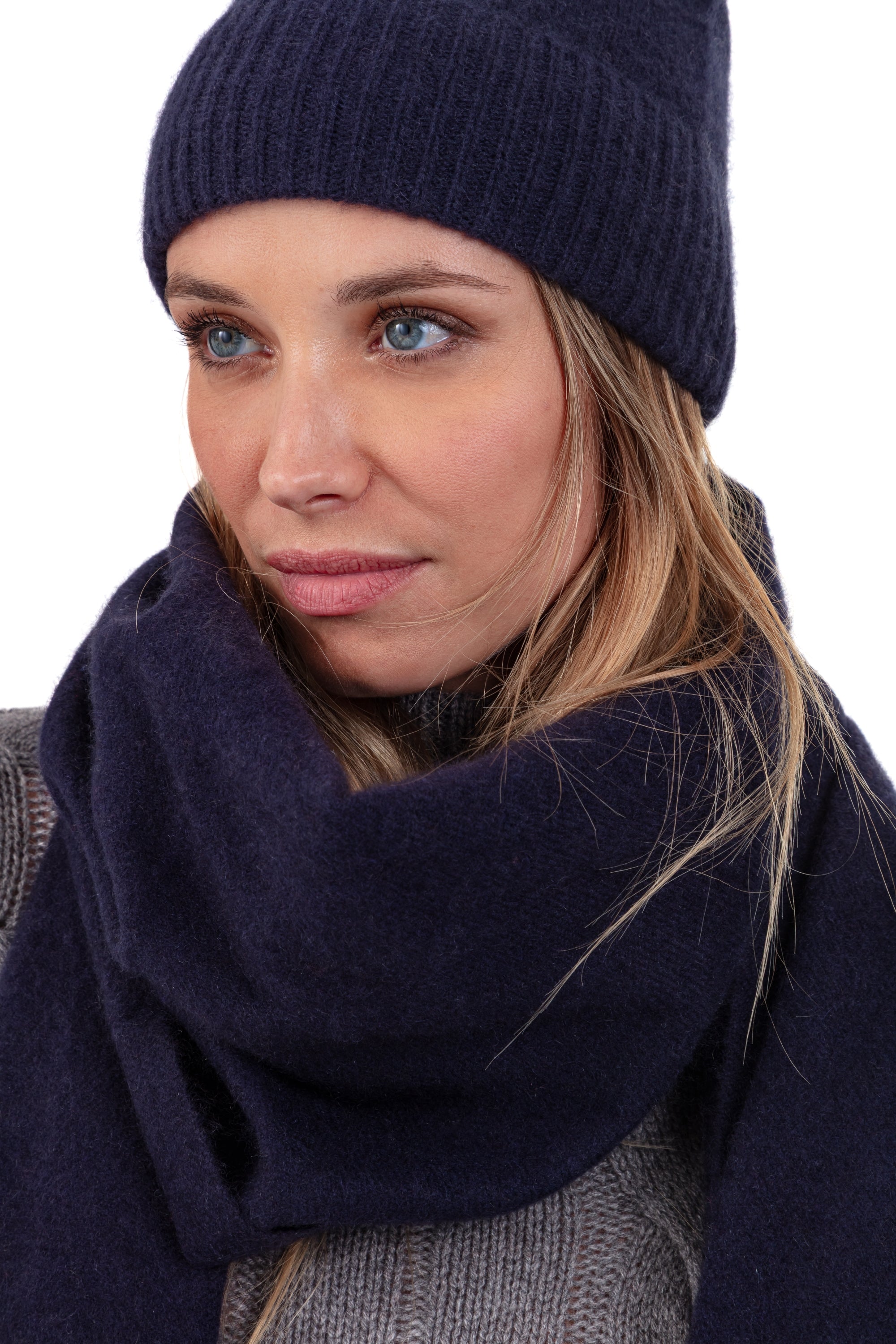 Portovecchio in cocoon cashmere misto - navy - Mahogany