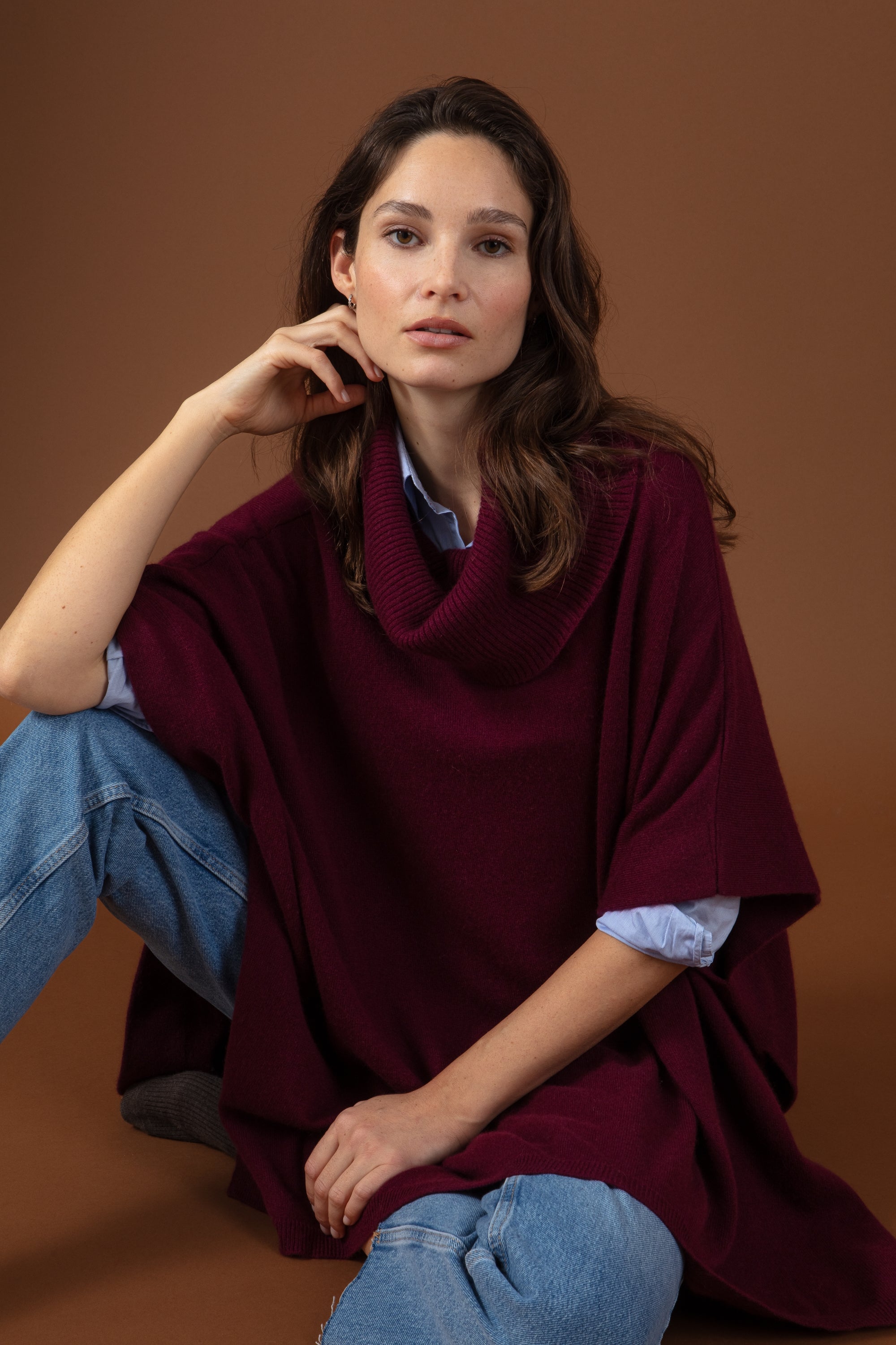 Maglione in cashmere, 100% cashmere, donna, collo collo alto, vestibilità oversize, maniche tre quarti, fine, , Mahogany