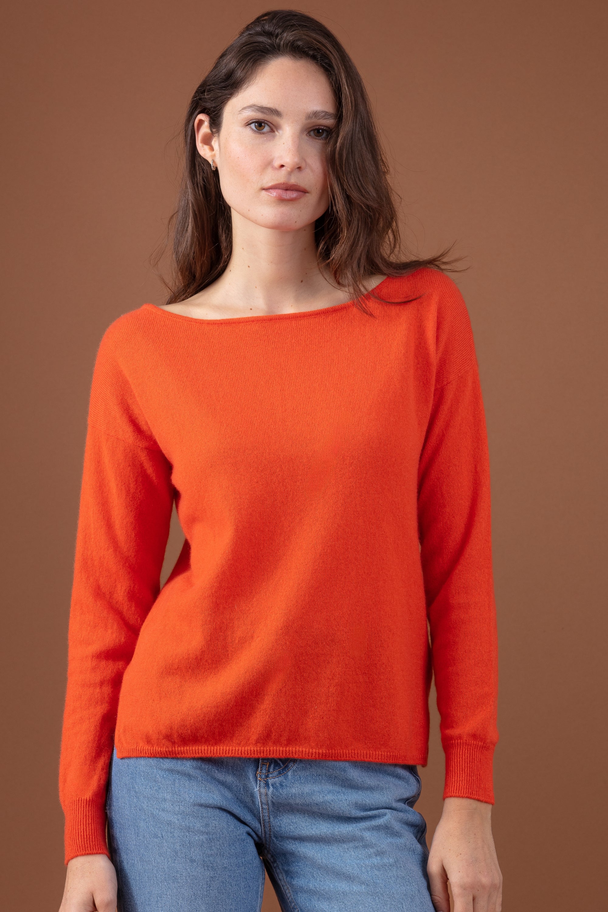 Rowena in cashmere donna - satsuma - Mahogany