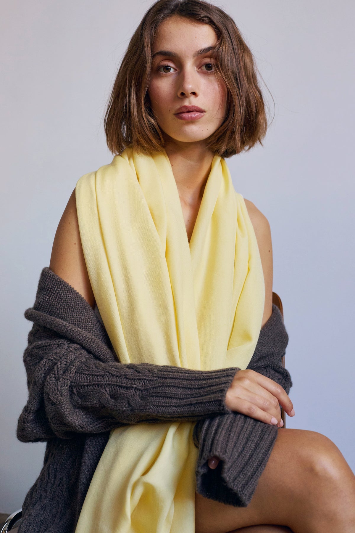 Adèle in cashmere e seta misto - giallo pastello - Mahogany