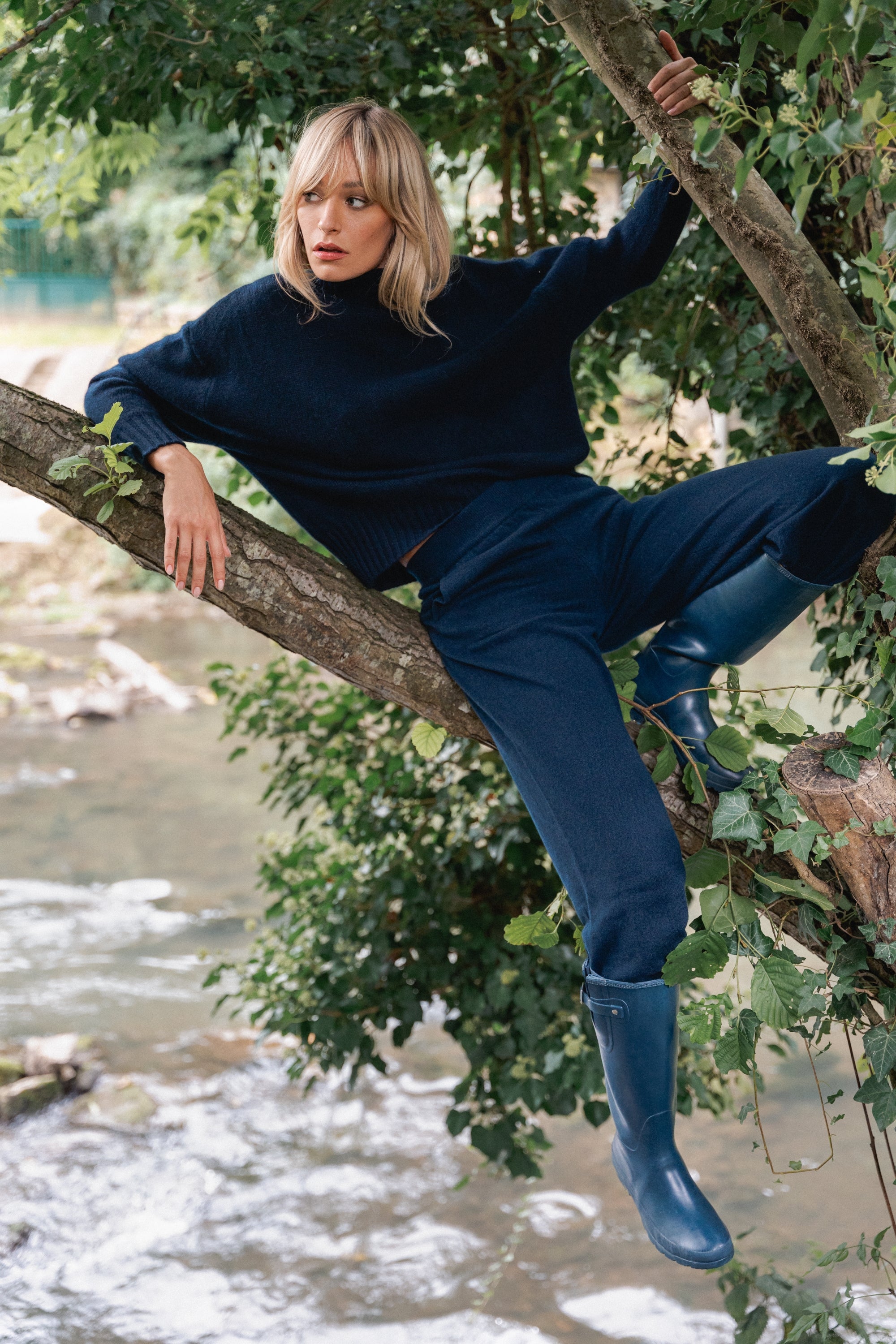 Daniella in cashmere donna - Vista 5 - blu marino scuro - Mahogany