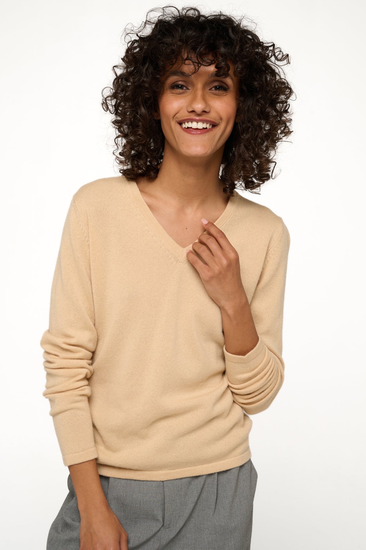 Emma in cashmere donna - Vista 3 - honey - Mahogany