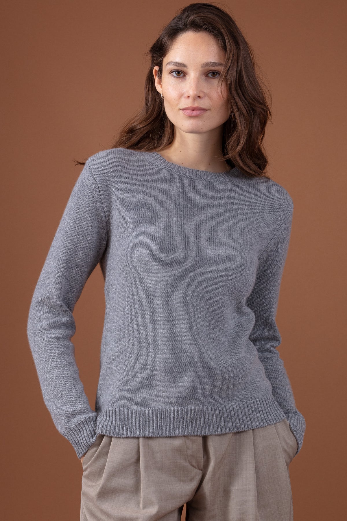 Maglione in cashmere, 100% Cashmere, donna, collo rotondo, taglio dritto, maniche lunghe, grosso / 6 fili e +, maglia normale, Mahogany